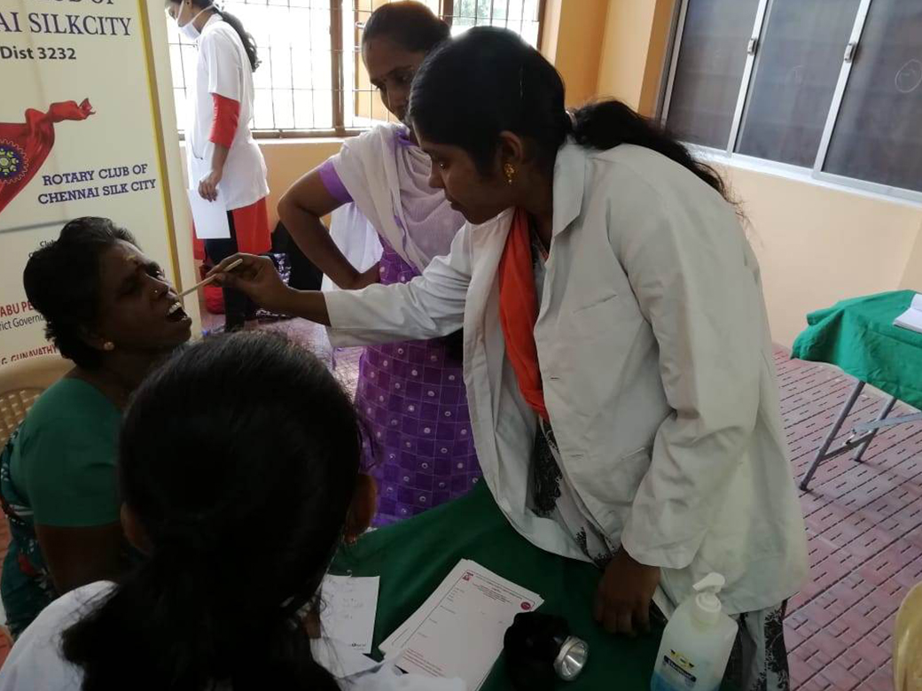 Dental-Camp-Rotary-Club-Chennai-Silks-City-1